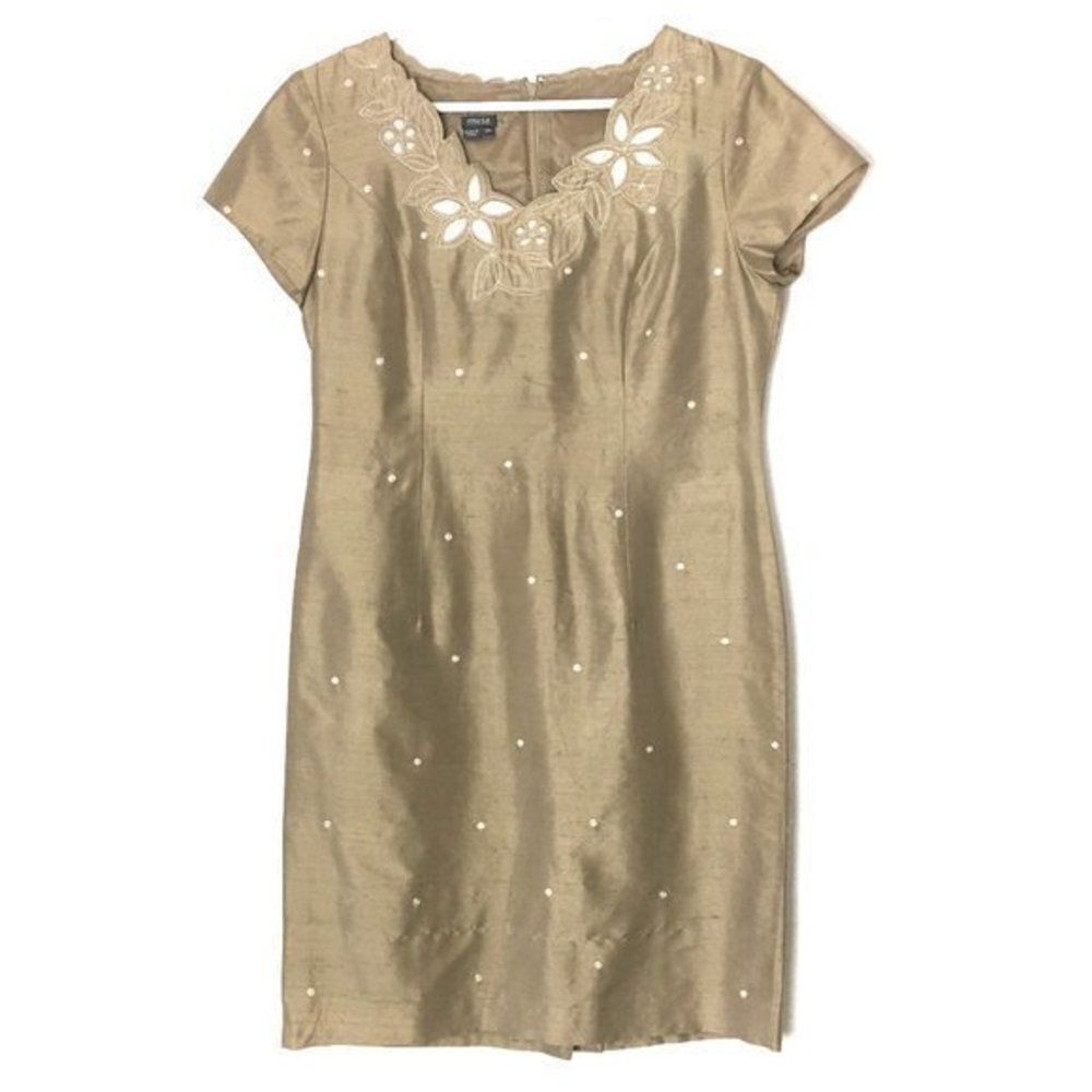 Muse Silk Dress Women’s Size 6 Petite Tan White